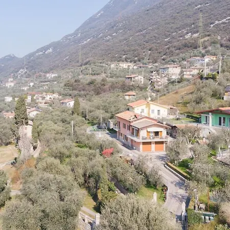 Ceccherini Rosa-viola Holiday home Malcesine